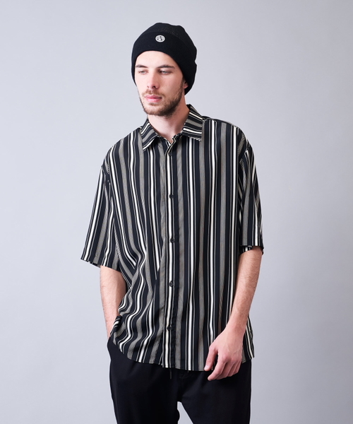 Luv maison（ラブメゾン）の「マルチストライプビッグシャツ（シャツ/ブラウス・メンズ・ホワイト/ブラック・M/L）」の9枚目の写真