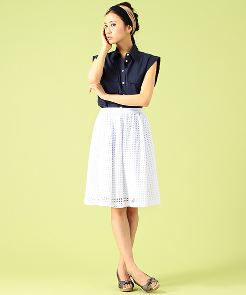 B:MING by BEAMS（ビーミングバイビームス）の「ビーミング by ビームス / ウィンドーレーススカート（スカート・レディース・ホワイト/ネイビー・SMALL/MEDIUM）」の5枚目の写真