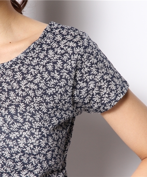 Kastane(カスタネ)の「【Kastane】背中開きショートT(Tシャツ/カットソー・レディース・ブラック系その他/ブルー系その他・FREE)」の8枚目の写真