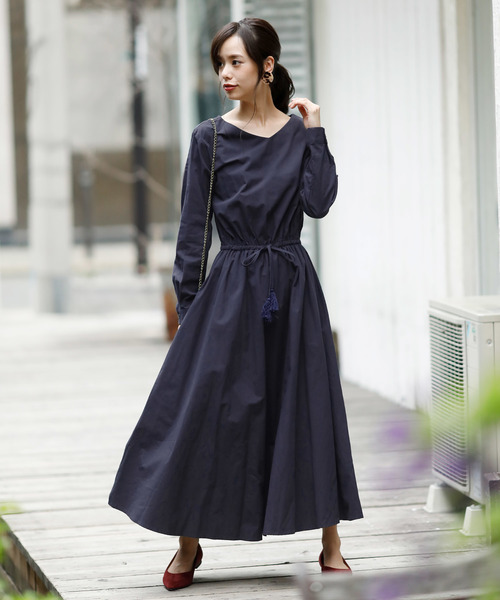 Girly Doll（ガーリードール）の「ウエストブラウジング ワンピース（ワンピース・レディース・ネイビー/ブルー系その他/キャメル/イエロー系その他・FREE）」の3枚目の写真