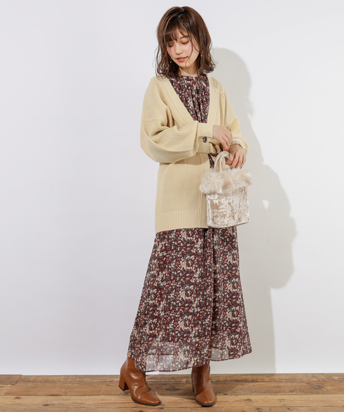 natural couture(ナチュラルクチュール)の「ベルト付きミドルカーディガン(カーディガン/ボレロ・レディース・ブラウン/オフホワイト/ピンク/レンガ・FREE)」の7枚目の写真