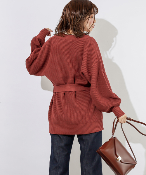 natural couture(ナチュラルクチュール)の「ベルト付きミドルカーディガン(カーディガン/ボレロ・レディース・ブラウン/オフホワイト/ピンク/レンガ・FREE)」の8枚目の写真