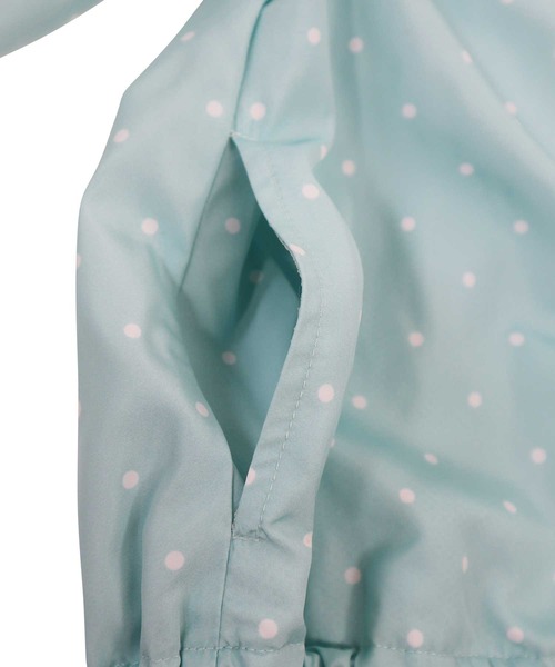 trois lapins kp（トロワラパンケーピー）の「タフタのウインドブレーカー（ナイロンジャケット・キッズ・サックスブルー/ブルー系その他・150cm/160cm/140cm）」の3枚目の写真