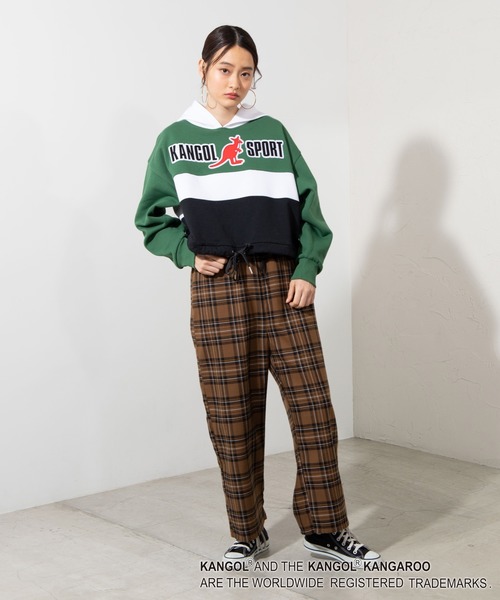 KANGOL（カンゴール）の「∴WEGO/KANGOL SPORT別注カラードロストパーカー（パーカー・レディース・グリーン/レッド/ブラック/イエロー/ブルー・FREE）」の19枚目の写真