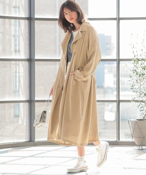 KOBE LETTUCE（コウベレタス）の「シャイニーツイルトレンチコート（トレンチコート・レディース・ベージュ/カーキ/ブルー/アイボリー・FREE）」の3枚目の写真