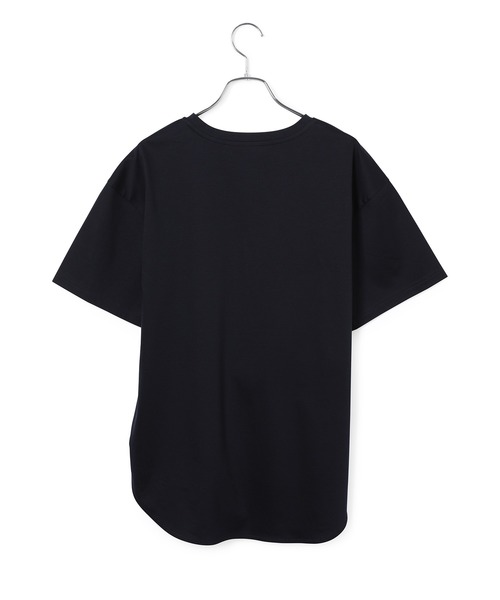 ADAM ET ROPE'(アダムエロペ)の「【一部店舗限定】ねじりBIGTシャツ(Tシャツ/カットソー・レディース・オフホワイト/キャメル/ネイビー/マスタード・FREE)」の18枚目の写真