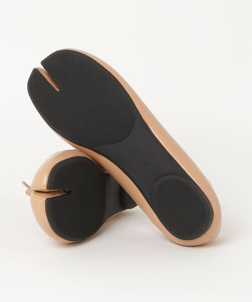 LibertyDoll(リバティードール)の「Liberty Doll / 足袋パンプス/タビバレエ(1131) フラットシューズ(バレエシューズ・レディース・ホワイト/ブラック/ダークブラウン/シルバー/キャメル/ブラック系その他/グレイッシュベージュ/ブラック系その他2/アイボリー/ライトブルー/ブラウン/グリーン/ライトグリーン/ベージュ/レッド/ゴールド・LL/M/L/S/4L/3L)」の18枚目の写真