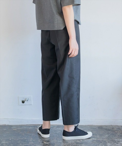 KANGOL（カンゴール）の「KANGOL【カンゴール】タックワイドパンツ（その他パンツ・レディース・ホワイト/ブラック・M/L/XL）」の6枚目の写真