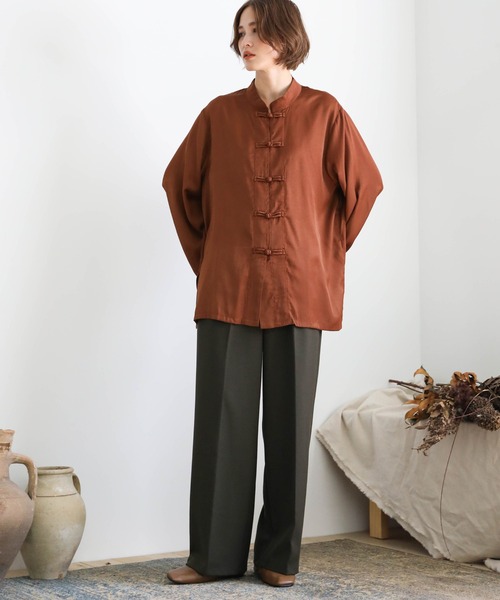 select MOCA（セレクトモカ）の「2020 A/W チャイナシャツ(スタンドカラーサイドスリットボタンデザインシャツ)（シャツ/ブラウス・レディース・ブラウン/モカ/スミクロ・FREE）」の18枚目の写真
