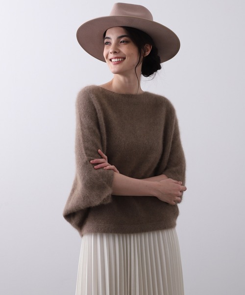 OUVRAGE CLASSE ラクーンポンチョプルオーバー　ブラウン　変形ニット OUVRAGE CLASSE ラクーンポンチョプルオーバー