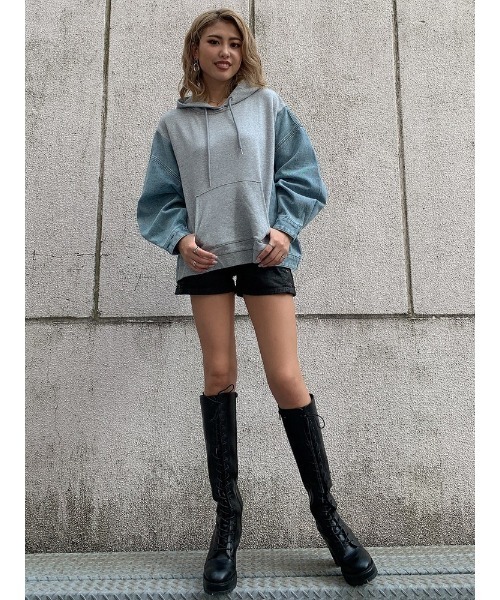 EGOIST（エゴイスト）の「デニム切替裏毛パーカー（パーカー・レディース・ブラック/グレー・FREE）」の13枚目の写真