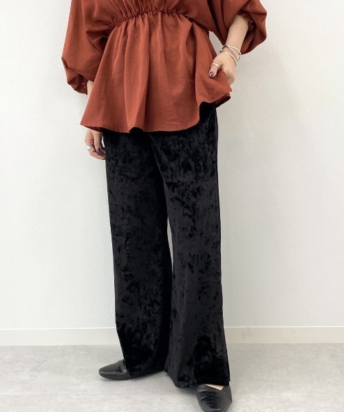 apres jour mignon(アプレジュールミニョン)の「クラッシュベロアパンツ【ZOZOTOWN限定アイテム】(その他パンツ・レディース・ダークブラウン/ライトベージュ/パープル/ブルー系その他/モカ/ブラック・フリー)」の7枚目の写真
