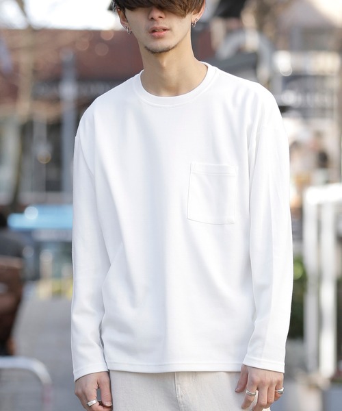 Beno（ビーノ）の「T/Cポンチ ワイドシルエット ロングスリーブ Tシャツ（Tシャツ/カットソー・メンズ・オフホワイト/ブラック/ダークグレー/グレイッシュベージュ/サンドベージュ/ダークブラウン/ダークグリーン/ネイビー・M/L）」の2枚目の写真