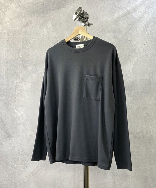 Beno（ビーノ）の「T/Cポンチ ワイドシルエット ロングスリーブ Tシャツ（Tシャツ/カットソー・メンズ・オフホワイト/ブラック/ダークグレー/グレイッシュベージュ/サンドベージュ/ダークブラウン/ダークグリーン/ネイビー・M/L）」の17枚目の写真