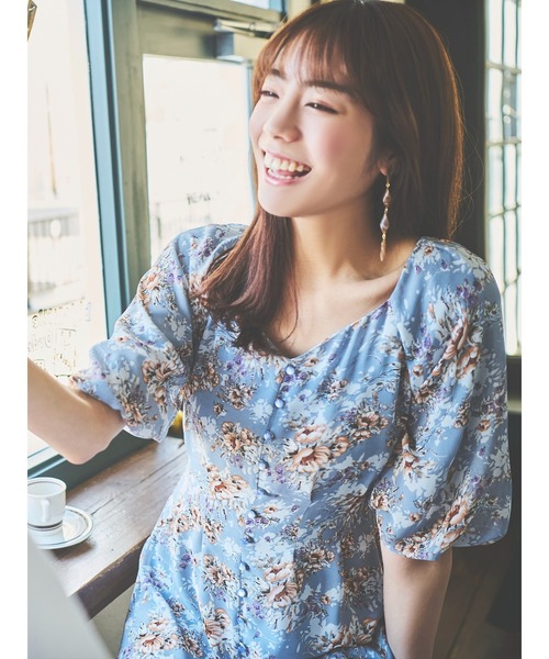 ROYAL PARTY（ロイヤルパーティー）の「パフスリーブロング