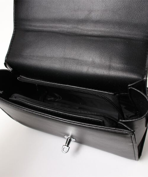 RASVOA（ラスボア）の「ワンハンドルミニショルダー（ショルダーバッグ・レディース・オフホワイト/ブラック・FREE）」の8枚目の写真