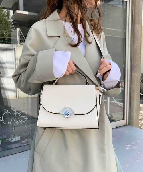 RASVOA（ラスボア）の「ワンハンドルミニショルダー（ショルダーバッグ・レディース・オフホワイト/ブラック・FREE）」の15枚目の写真