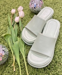 厚底デザインサンダル