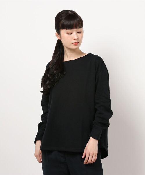 KOBE LETTUCE（コウベレタス）の「無地・ボーダー柄変形スウェットカットソー（スウェット・レディース・オフホワイト/ブラック/ネイビー/グレイッシュベージュ/ホワイト×ブラック/イエロー・FREE）」の22枚目の写真