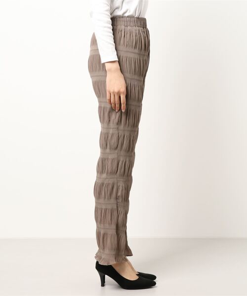 MATCH&more（マッチアンドモア）の「マジョリカプリーツパンツ（その他パンツ・レディース・オフホワイト/ブラウン/ブラック・FREE）」の5枚目の写真