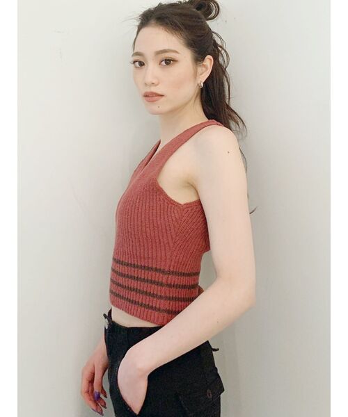 GYDA（ジェイダ）の「ウエストボーダー ニットタンクトップ（ニット/セーター・レディース・ブラック/オフホワイト/ピンク・FREE）」の5枚目の写真