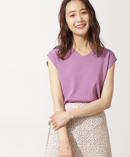 N.（N. Natural Beauty Basic）（エヌエヌナチュラルビューティーベーシック）の「総針Vネックノースリーブニット（ニット/セーター・レディース・ホワイト/ブラック/ブラウン/パープル/オレンジ・MEDIUM）」の4枚目の写真