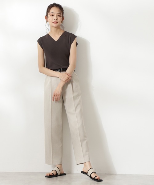 N.（N. Natural Beauty Basic）（エヌエヌナチュラルビューティーベーシック）の「総針Vネックノースリーブニット（ニット/セーター・レディース・ホワイト/ブラック/ブラウン/パープル/オレンジ・MEDIUM）」の7枚目の写真