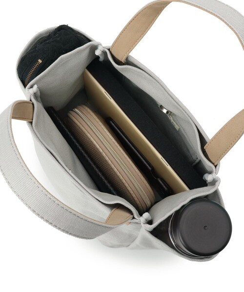 SHOO・LA・RUE(シューラルー)の「◆多収納キャンバストート(トートバッグ・レディース・イエロー/キャメル/ライトグリーン/ブラウン系その他/ライトグレー/ライトベージュ・00)」の11枚目の写真