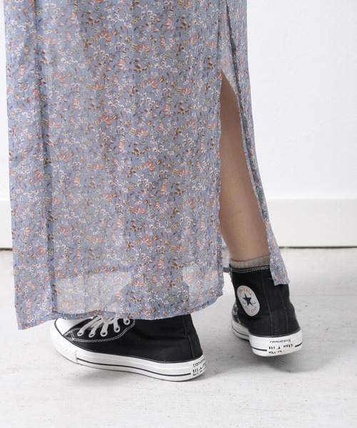 Crisp（クリスプ）の「フラワーシフォンペンシルスカート（スカート・レディース・ブラック/ブルー/アイボリー・FREE）」の11枚目の写真