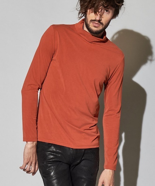 NO ID.(ノーアイディ)の「mlt3461-タートルネックロンT(Tシャツ/カットソー・メンズ・グリーン/オレンジ/グレー/ブラック・1/2)」の8枚目の写真
