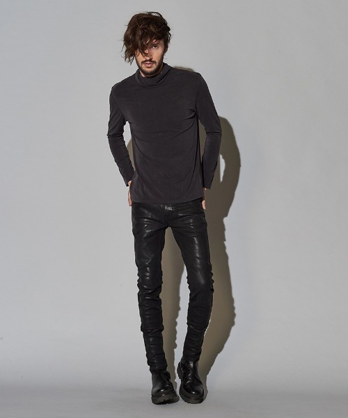 NO ID.(ノーアイディ)の「mlt3461-タートルネックロンT(Tシャツ/カットソー・メンズ・グリーン/オレンジ/グレー/ブラック・1/2)」の18枚目の写真