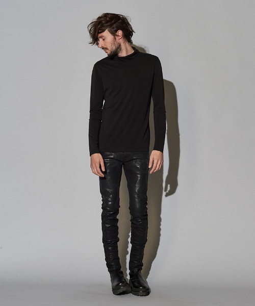 NO ID.(ノーアイディ)の「mlt3461-タートルネックロンT(Tシャツ/カットソー・メンズ・グリーン/オレンジ/グレー/ブラック・1/2)」の22枚目の写真