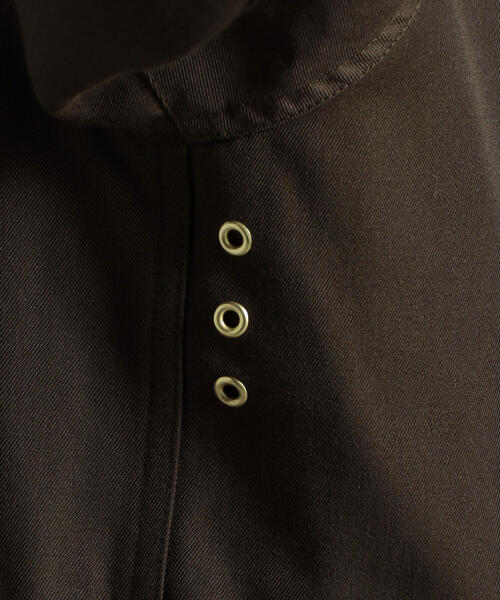 TOMORROWLAND （トゥモローランド）の「【別注】Barbour×TOMORROWLAND OVERSIZED HIKING ウールコットンツイル フーデッドコート（マウンテンパーカー・メンズ・グリーン・40/38/36/34）」の15枚目の写真
