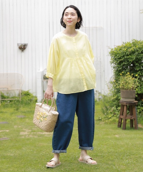 studio CLIP(スタディオクリップ)の「製品染め胸切り替えブラウス(シャツ/ブラウス・レディース・グレー/グリーン/ブルー/イエロー・FREE)」の8枚目の写真