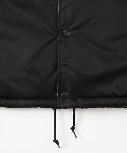 X-girl（エックスガール）の「WORDS LOGO REVERSIBLE COACH JACKET（ブルゾン・レディース・ライトブルー/ブラック/ベージュ・S/M）」の4枚目の写真