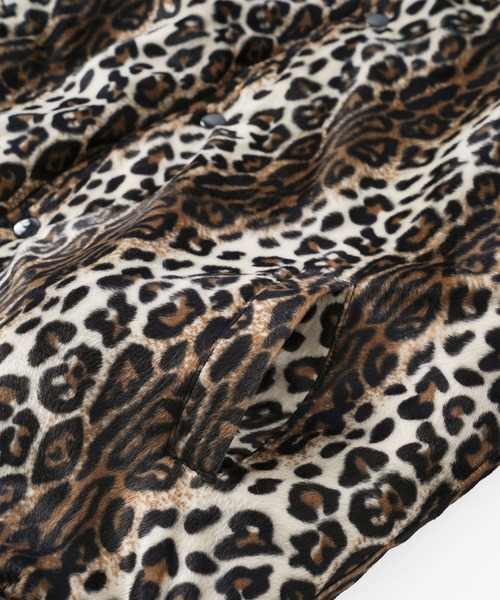 X-girl（エックスガール）の「WORDS LOGO REVERSIBLE COACH JACKET（ブルゾン・レディース・ライトブルー/ブラック/ベージュ・S/M）」の9枚目の写真