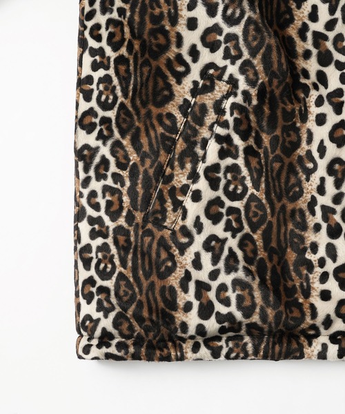 X-girl（エックスガール）の「WORDS LOGO REVERSIBLE COACH JACKET（ブルゾン・レディース・ライトブルー/ブラック/ベージュ・S/M）」の10枚目の写真