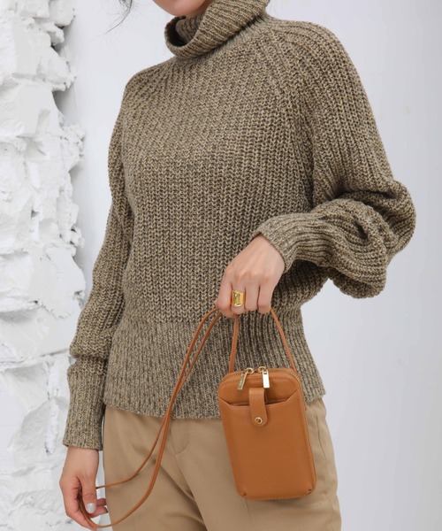 Ungrid（アングリッド）の「【ungrid/アングリッド】牛革天然石ブローチ　マルチケース　お財布ショルダーバッグ（ショルダーバッグ・レディース・ピンク/ベージュ系その他/ダークブルー/キャメル/カーキ/グレー/ブラック/ベージュ/オリーブ/ライトグリーン/ミント/アイボリー/ブルー系その他/ダークグリーン/ターコイズブルー/ワイン/マスタード・FREE）」の15枚目の写真