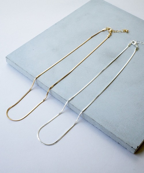 SIGNAL(シグナル)の「【SIGNAL/シグナル】Snake Chain Necklace / スネークチェーンネックレス(ネックレス・レディース・シルバー/ゴールド・41cm)」の11枚目の写真