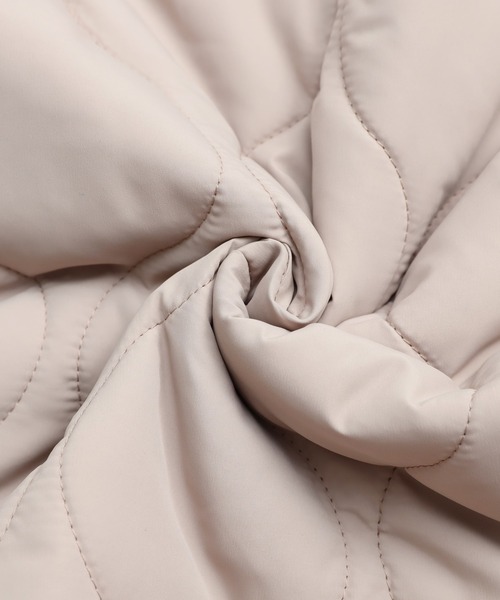 reca（レカ）の「ノーカラー ボア×中綿キルティングコート（ノーカラーコート・レディース・ブラック/カーキ/アイボリー・M/L）」の12枚目の写真