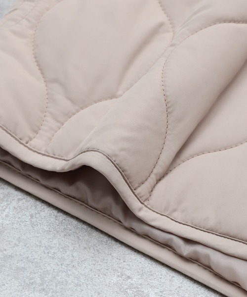 reca（レカ）の「ノーカラー ボア×中綿キルティングコート（ノーカラーコート・レディース・ブラック/カーキ/アイボリー・M/L）」の11枚目の写真