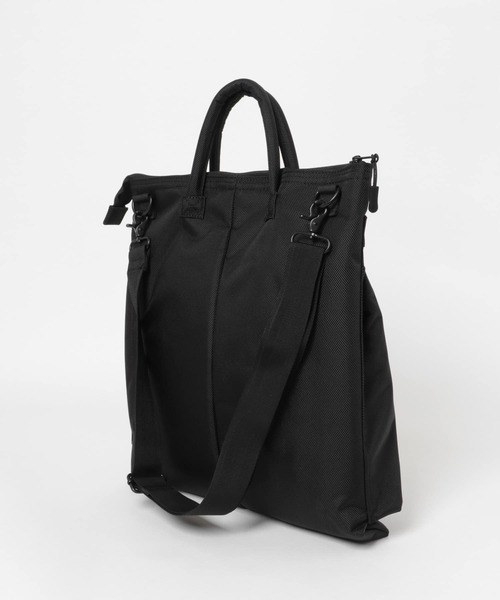 SML(エスエムエル)の「『別注』S.M.L×DOORS S.M.Lヘルメットバッグ(バックパック/リュック・メンズ・ブラック/ネイビー・ONE)」の3枚目の写真