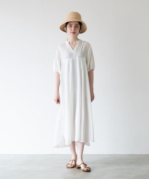 idem(イデム)の「layered vest shirt onepiece/レイヤードベストシャツワンピース(ワンピース・レディース・オフホワイト/カーキ/ブルー・FREE)」の10枚目の写真