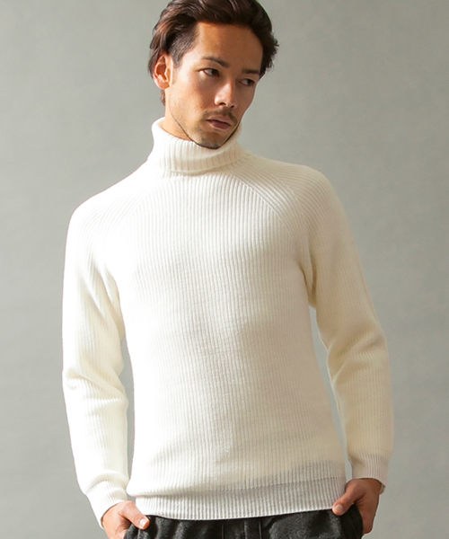 BEAUTY&YOUTH UNITED ARROWS(ビューティーアンドユースユナイテッドアローズ)の「BY クリヤ ウール タートル ニット ◆(ニット/セーター・メンズ・ホワイト/ベージュ/ネイビー・X-LARGE/SMALL/MEDIUM/LARGE)」の2枚目の写真