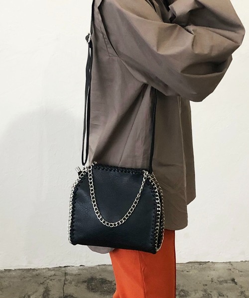 210nouve（トゥージュヌーブ）の「2WAYチェーンバッグ（ハンドバッグ・レディース・マスタード/ゼブラ/グリーン/ブラック/アイボリー/シルバー/ライトグレー・FREE）」の18枚目の写真