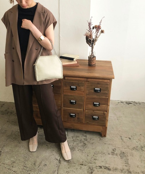 210nouve（トゥージュヌーブ）の「2WAYチェーンバッグ（ハンドバッグ・レディース・マスタード/ゼブラ/グリーン/ブラック/アイボリー/シルバー/ライトグレー・FREE）」の11枚目の写真