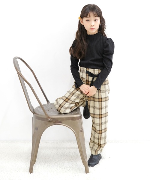Bee des Bee(ビーデスビー)の「チェック柄パンツ(デニムパンツ・キッズ・ブラウン系その他/ブラック/ベージュ/テラコッタ・100cm/140cm/120cm/150cm/130cm/110cm)」の15枚目の写真