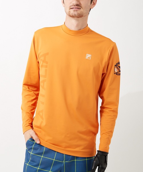 FILA GOLF(フィラゴルフ )の「【FILA:フィラゴルフ】メンズモックネック 袖胸ロゴ刺繍 フロントプリント 長袖シャツ / ゴルフウェア(Tシャツ/カットソー・メンズ・ホワイト/ブラック/ネイビー/カーキ/イエロー/オレンジ・MEDIUM/LARGE/X-LARGE)」の6枚目の写真