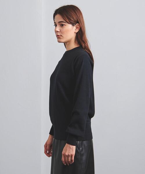 HYKE(ハイク)の「<HYKE(ハイク)>クルーネック ニット ■■■(ニット/セーター・レディース・グレー/ブラック・2/3/1)」の4枚目の写真