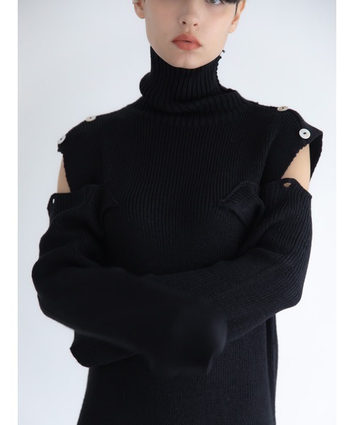 Ayla(アイラ)の「shoulder design knit onepiece(ワンピース・レディース・ブラック/アイボリー/ブラウン・FREE)」の4枚目の写真